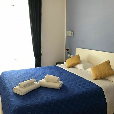 Residenza Giulia Al Colosseo Рим Екстериор снимка