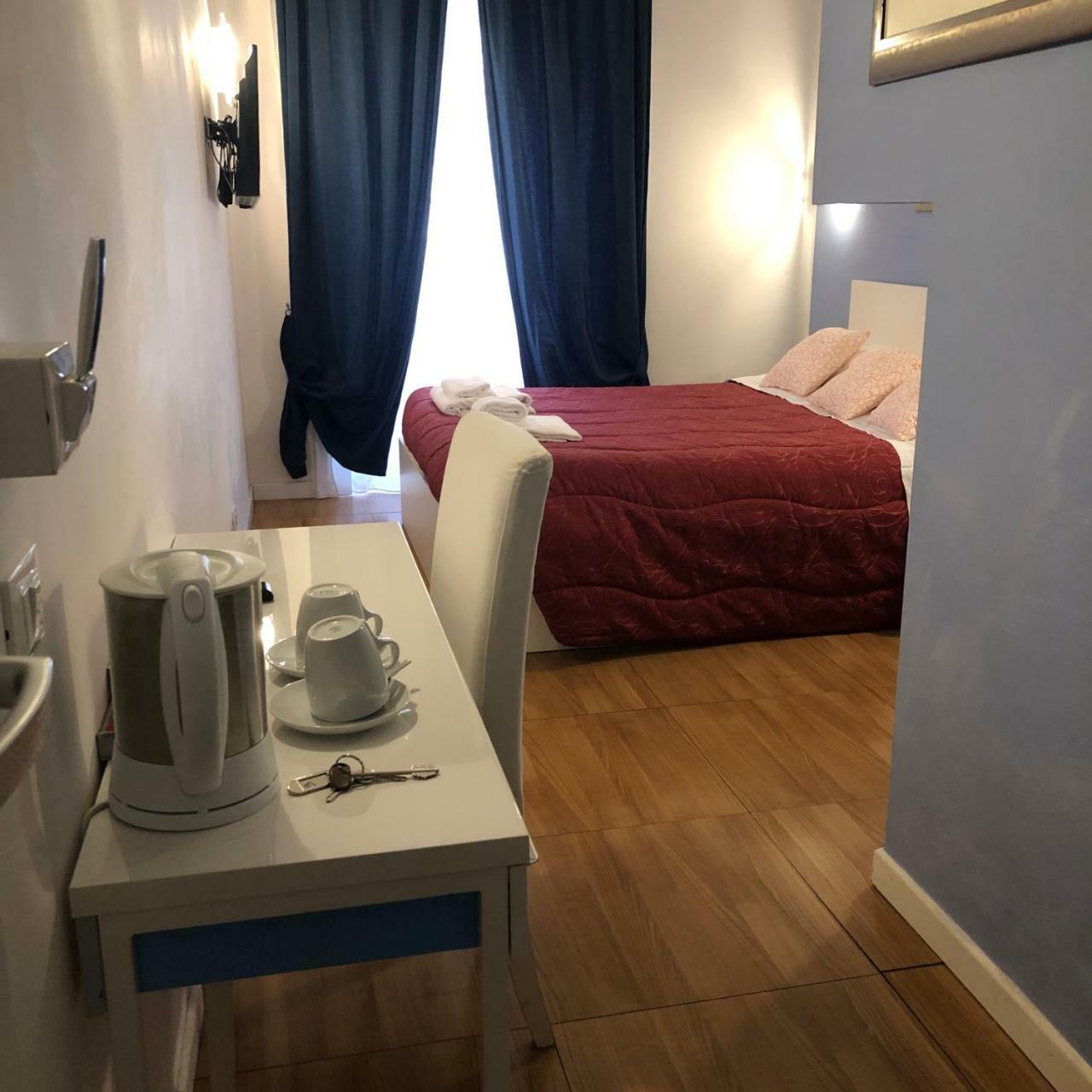 Residenza Giulia Al Colosseo Рим Екстериор снимка